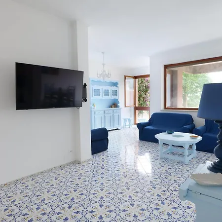 Apartment - The Echo Of The Sirens Capri