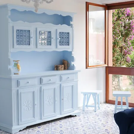 - The Echo Of The Sirens Apartment *