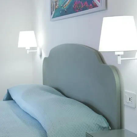Apartment - The Echo Of The Sirens